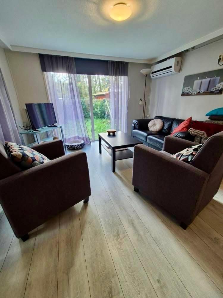 Cosy Chalet Veluwe With A Spacious Garden And Veranda Doornspijk Extérieur photo